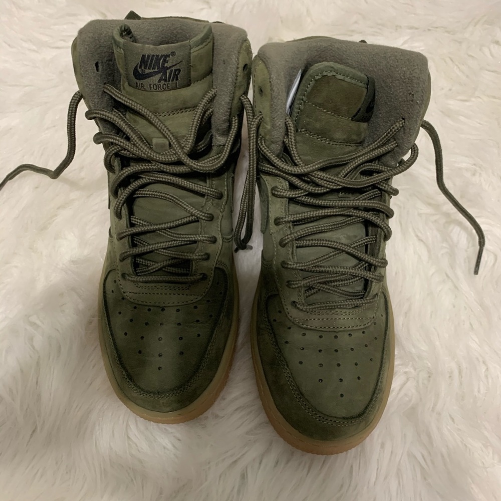Air Force 1’s olive high